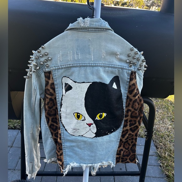 UNIF Hardcore Cat 🐱 Bomber Jacket Retro Irreverent Women’s metal studs - Picture 3 of 17